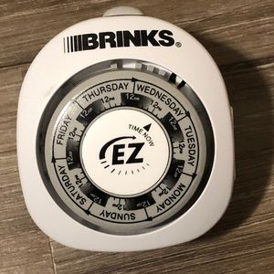 BRINKS EZ-Dial Mini Timer 30 min Interval 1 Outlet